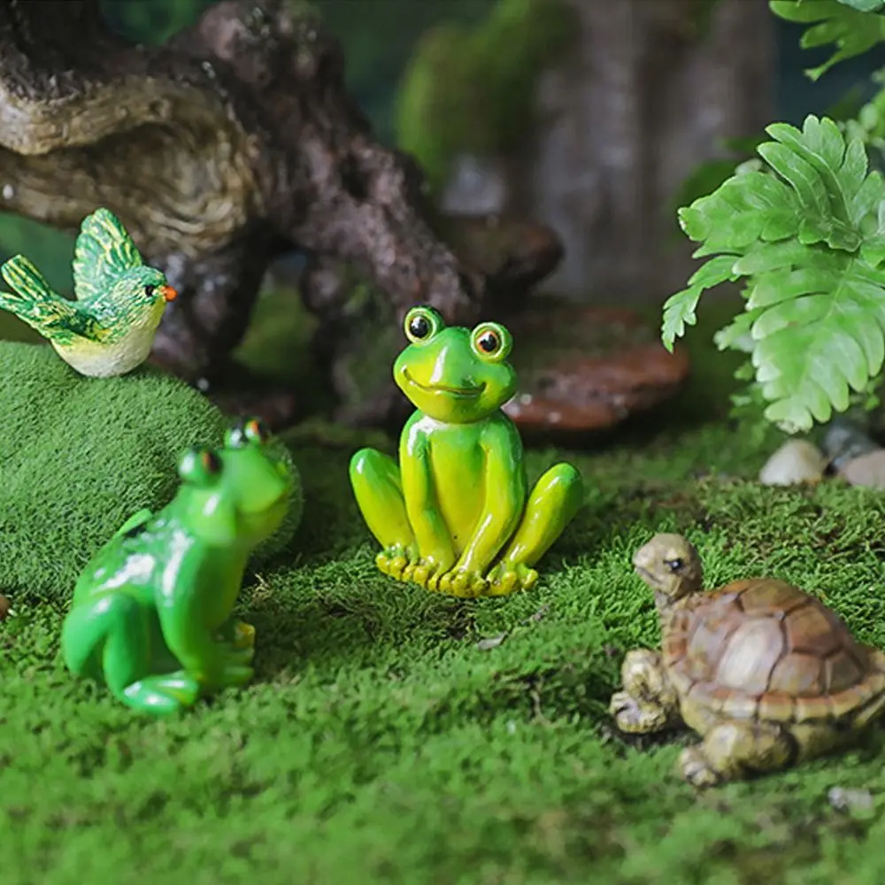 Mini Frog Figurines Flowerpot Decorations Cartoon Green Micro Landscape Decoration Realistic Resin Garden Frog Ornament Yard - Image 2