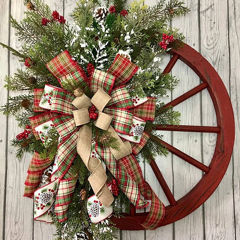 Farmhouse Wagon Wheel Wreath Winter Decoration - Image 2
