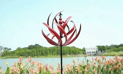 Harlow Spinner Metal Windmill 3D Wind Powered Kinetic Solar Sculpture