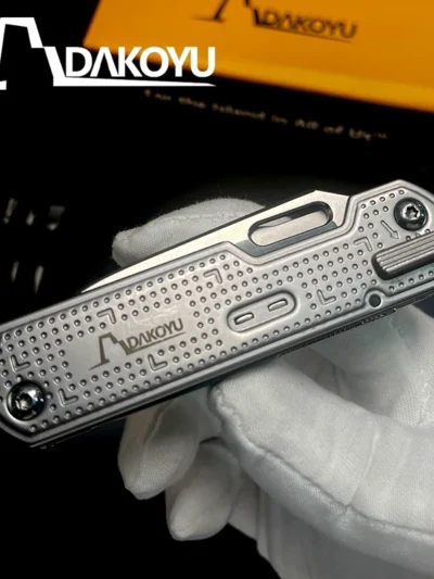 DAKOYU D4 Multifunctional Camping Outdoor Tool With Detachable Pocket And Bit Kit Included