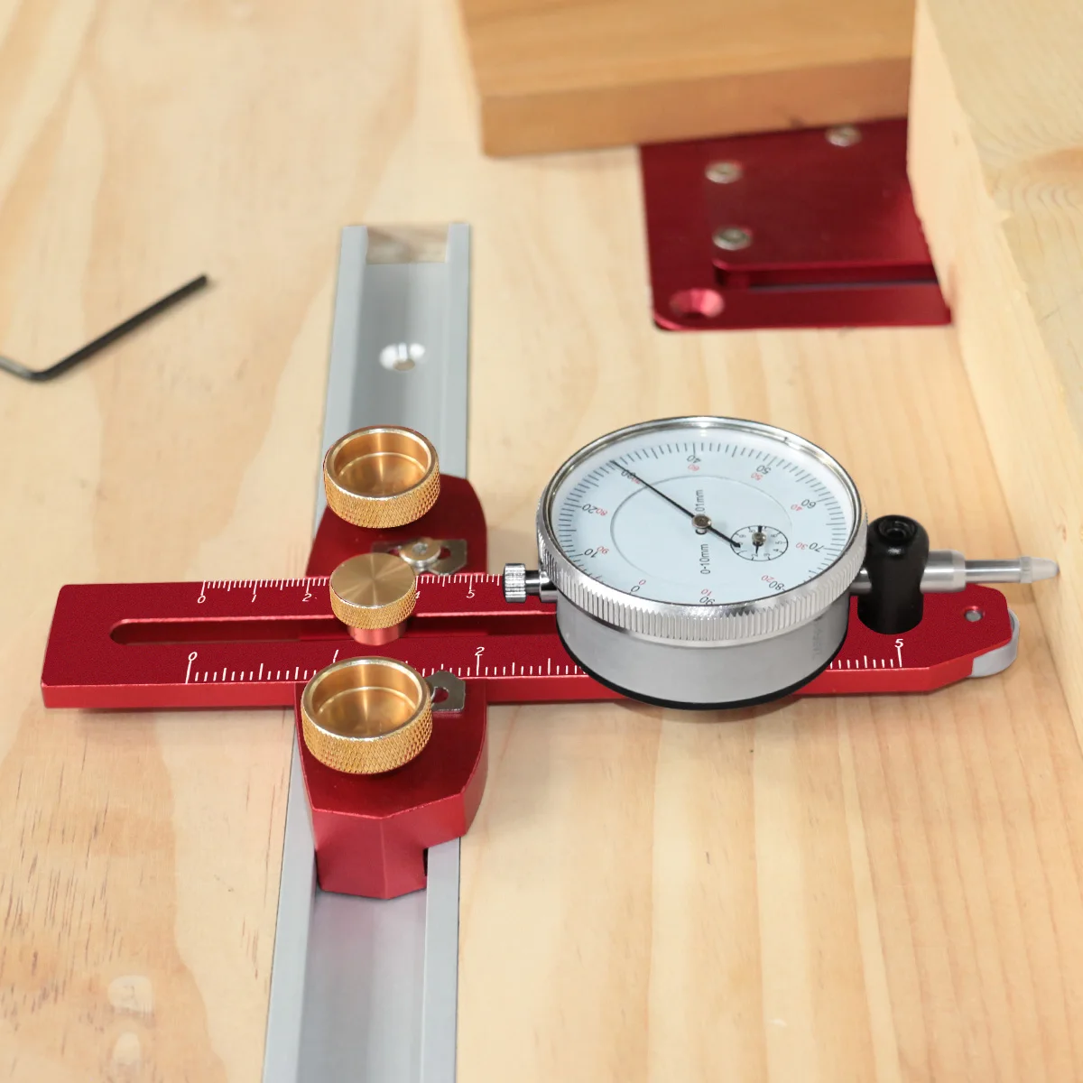 Table Saw Alignment Gauge Jig Guide with Dial Indicator For Aligning Calibrating Work Shop Machinery - Image 8